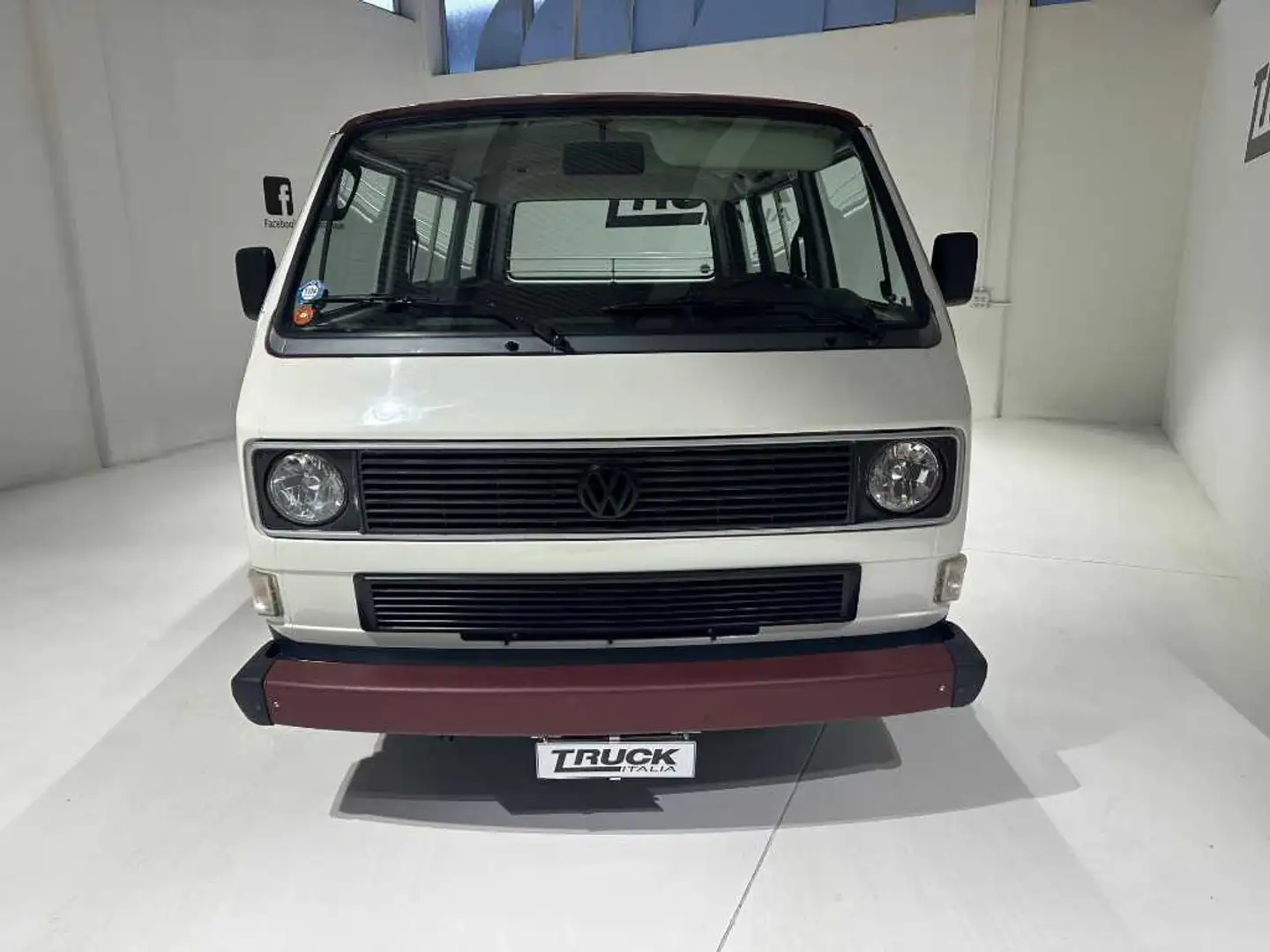 Volkswagen T5 Transporter T3 1.6 Turbo Diesel Bianco - 2