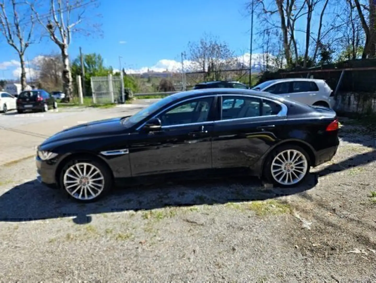 Jaguar XE Jaguar XE MOTORE DA SOSTITUIRE Nero - 2
