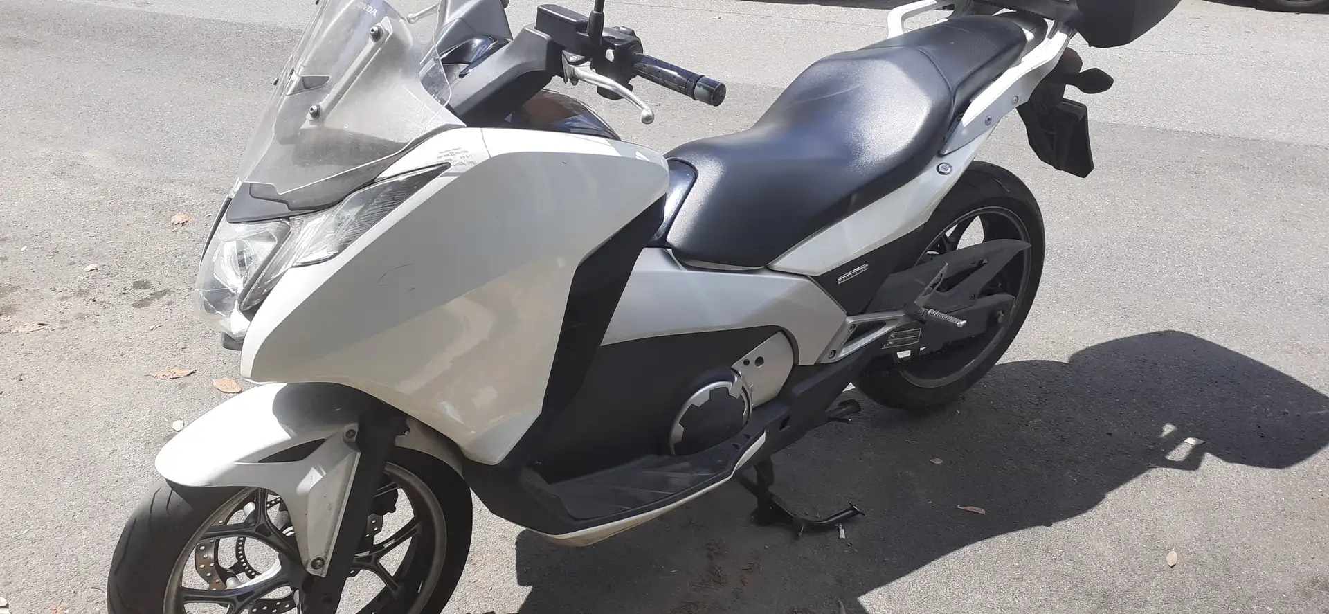 Honda Integra 700cc ABS Bianco - 1