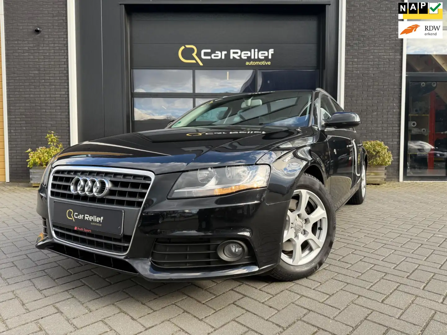 Audi A4 Avant 1.8 TFSI Pro Line Business, Trekhaak, Parkee Zwart - 1