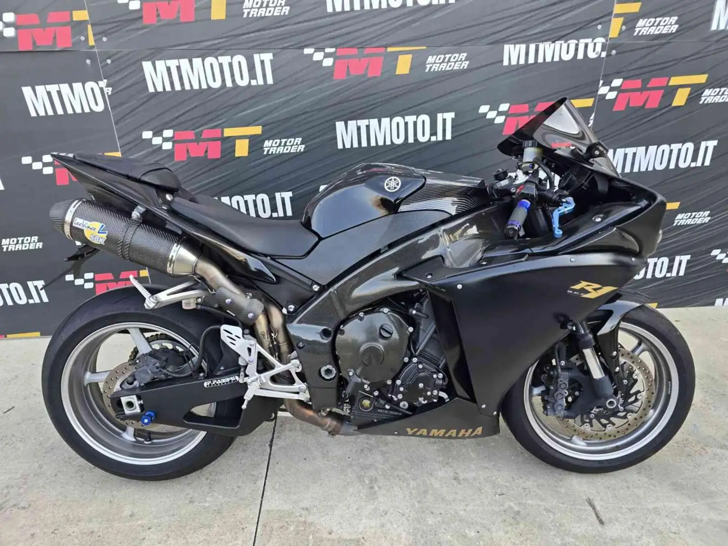 Yamaha YZF-R1 Big Bang Export solo Esportazione Nero - 1