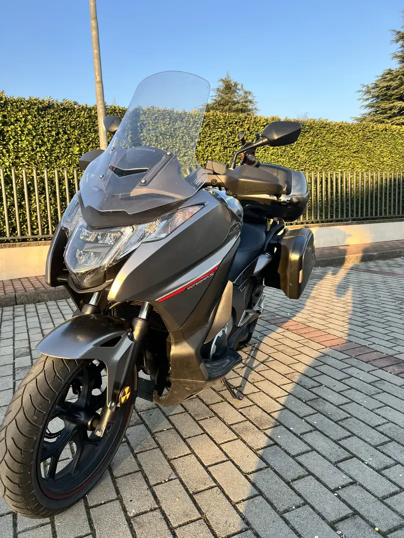 Honda Integra 750S - 2